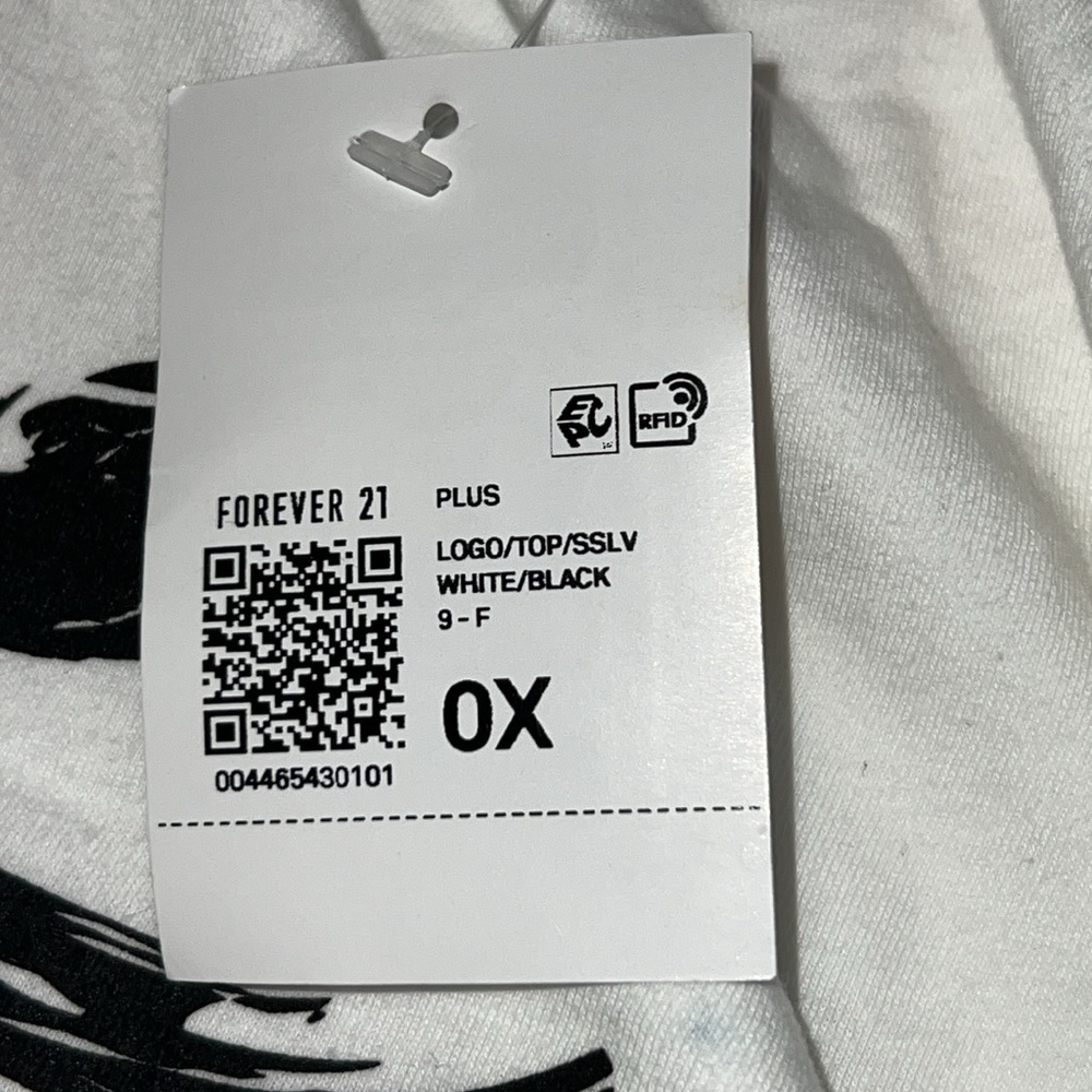 Forever 21 plus size 0X breast graphic knit t-shirt short sleeve crew neck boobs - Picture 10 of 12